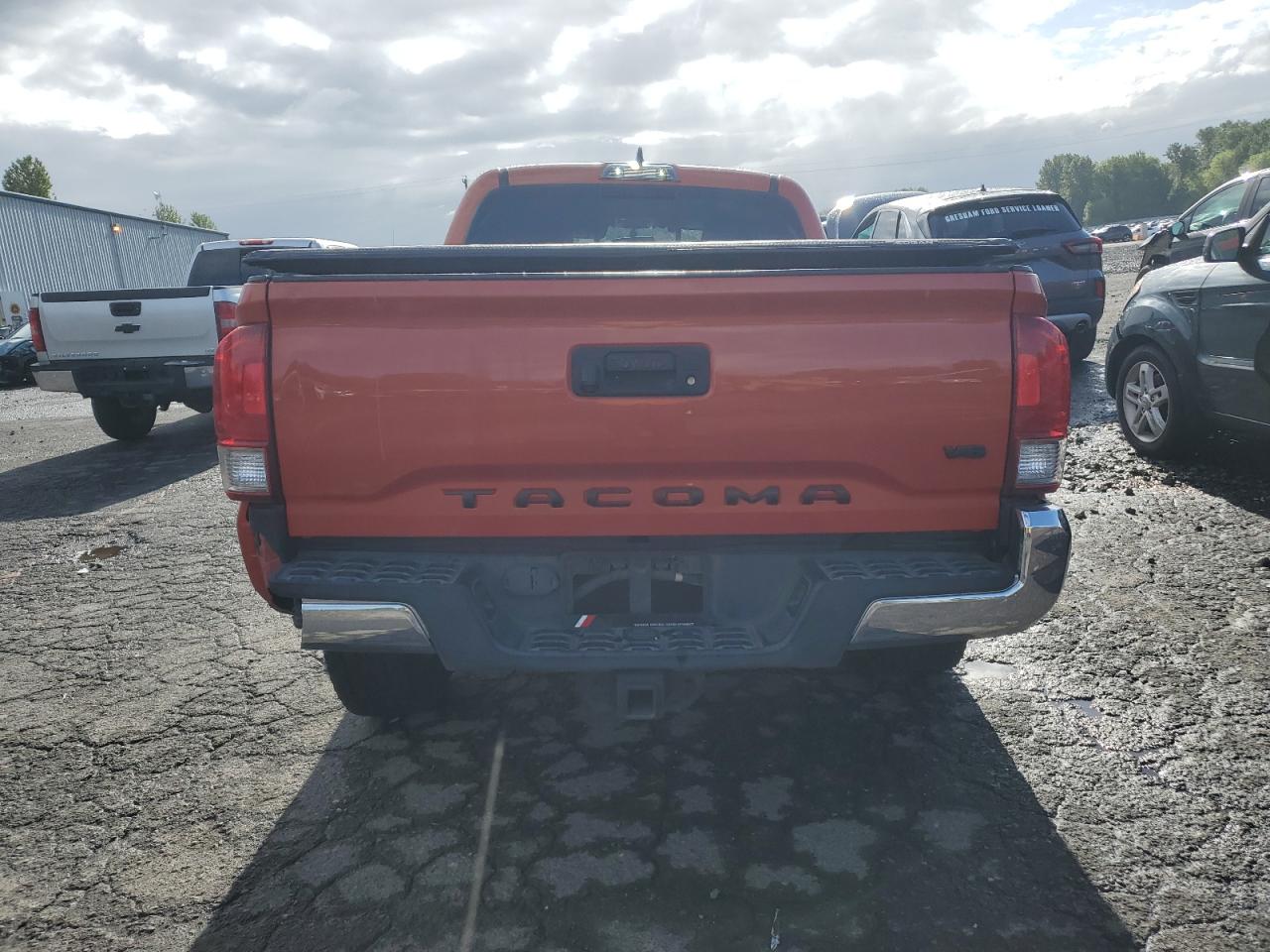 3TMDZ5BN2HM029960 2017 Toyota Tacoma Double Cab