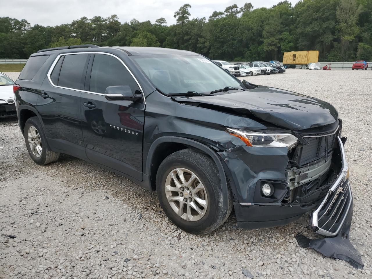 1GNERGKW9KJ283010 2019 Chevrolet Traverse Lt