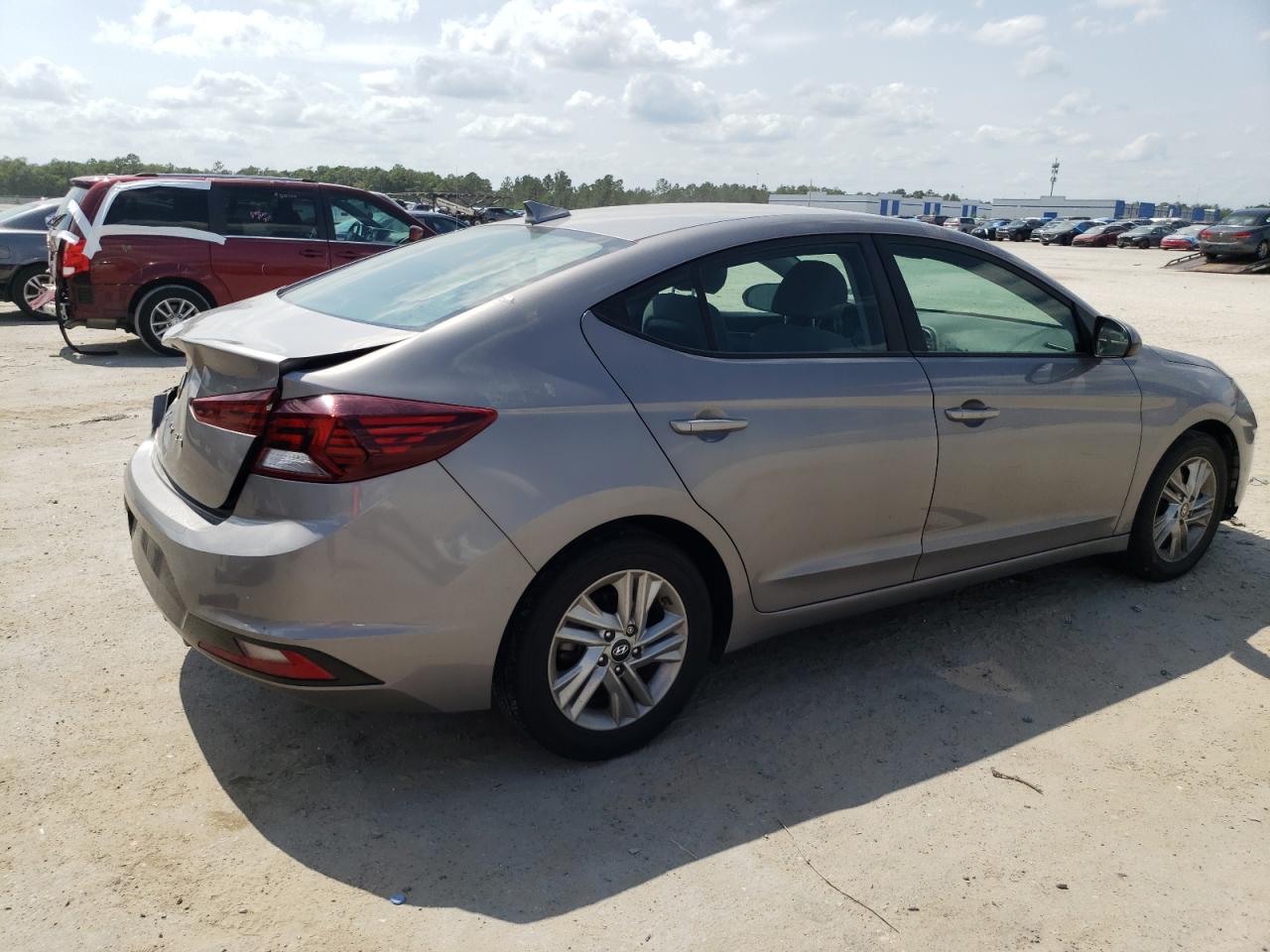 KMHD84LF4LU105246 2020 Hyundai Elantra Sel