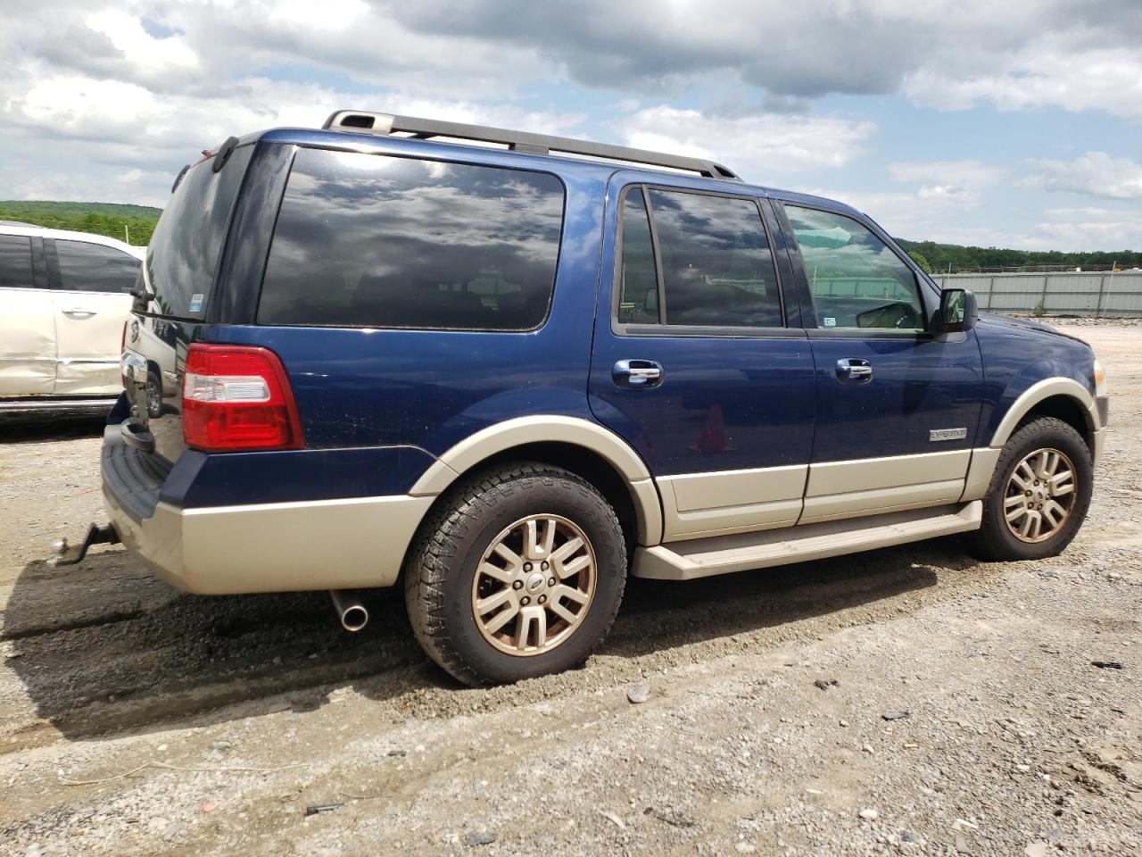 1FMFU17588LA84175 2008 Ford Expedition Eddie Bauer