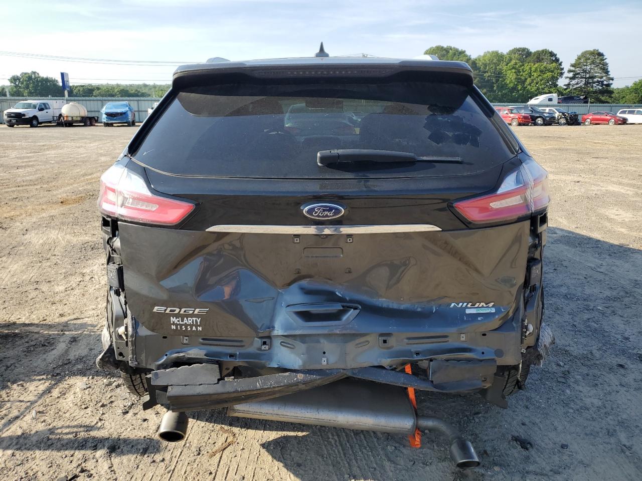 2FMPK3K9XKBC22550 2019 Ford Edge Titanium