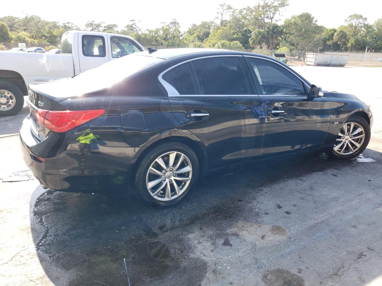 JN1EV7AP7HM744262 2017 Infiniti Q50 Premium