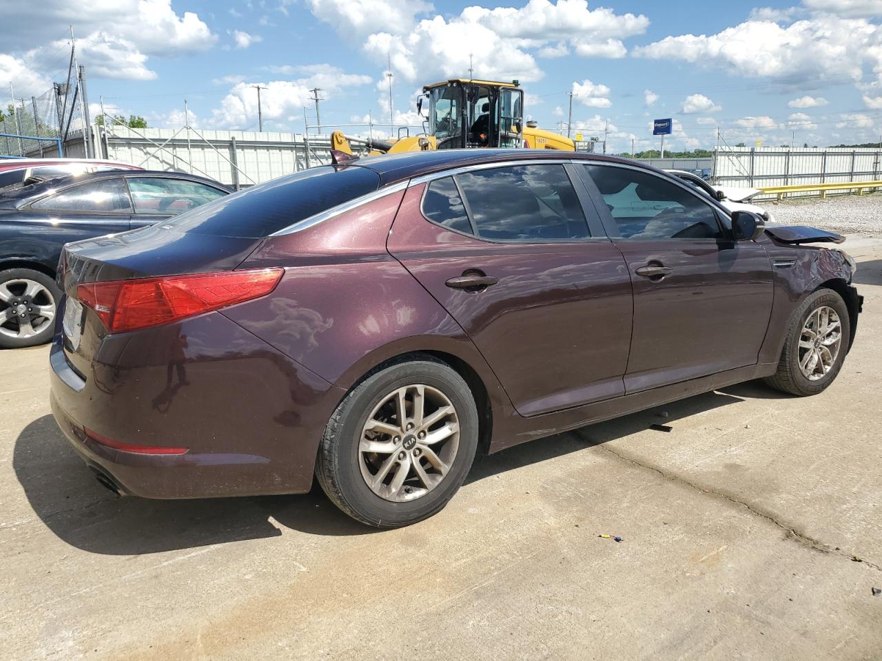 KNAGM4A78B5052632 2011 Kia Optima Lx