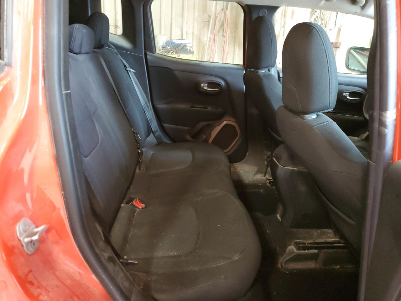 ZACCJABT4GPC48330 2016 Jeep Renegade Latitude