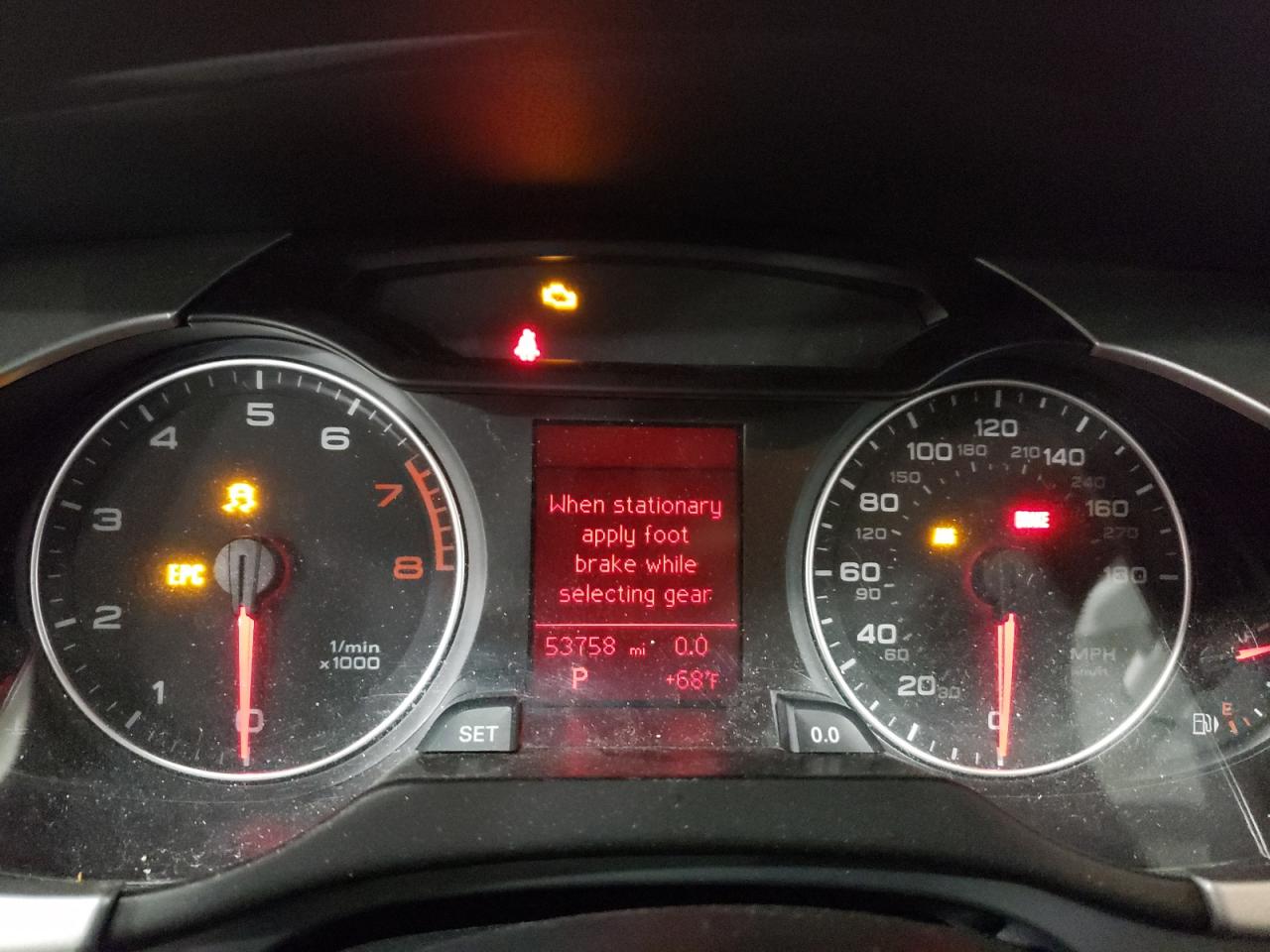 WAUBFAFL5AN054667 2010 Audi A4 Premium