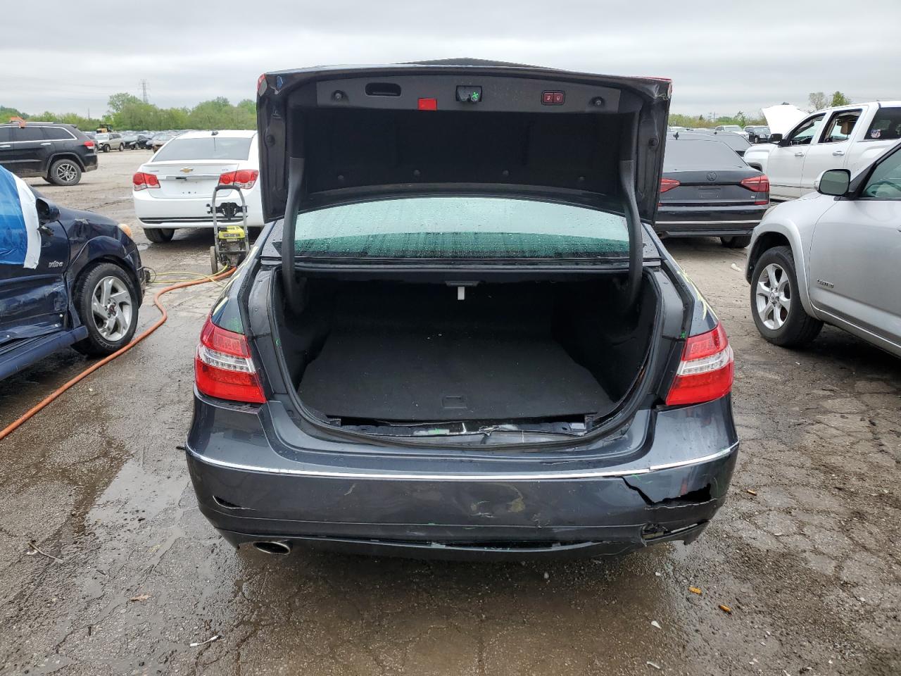 WDDHF8HB6BA438644 2011 Mercedes-Benz E 350 4Matic