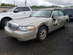 LINCOLN TOWN CAR S photo