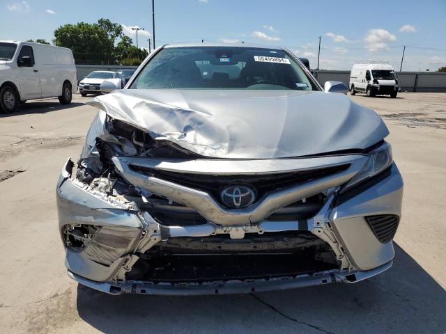 2018 Toyota Camry L VIN: 4T1B11HK2JU581654 Lot: 55495894