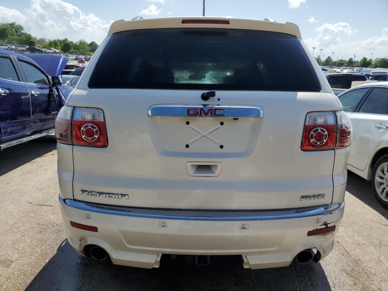1GKKVTED9CJ298011 2012 GMC Acadia Denali