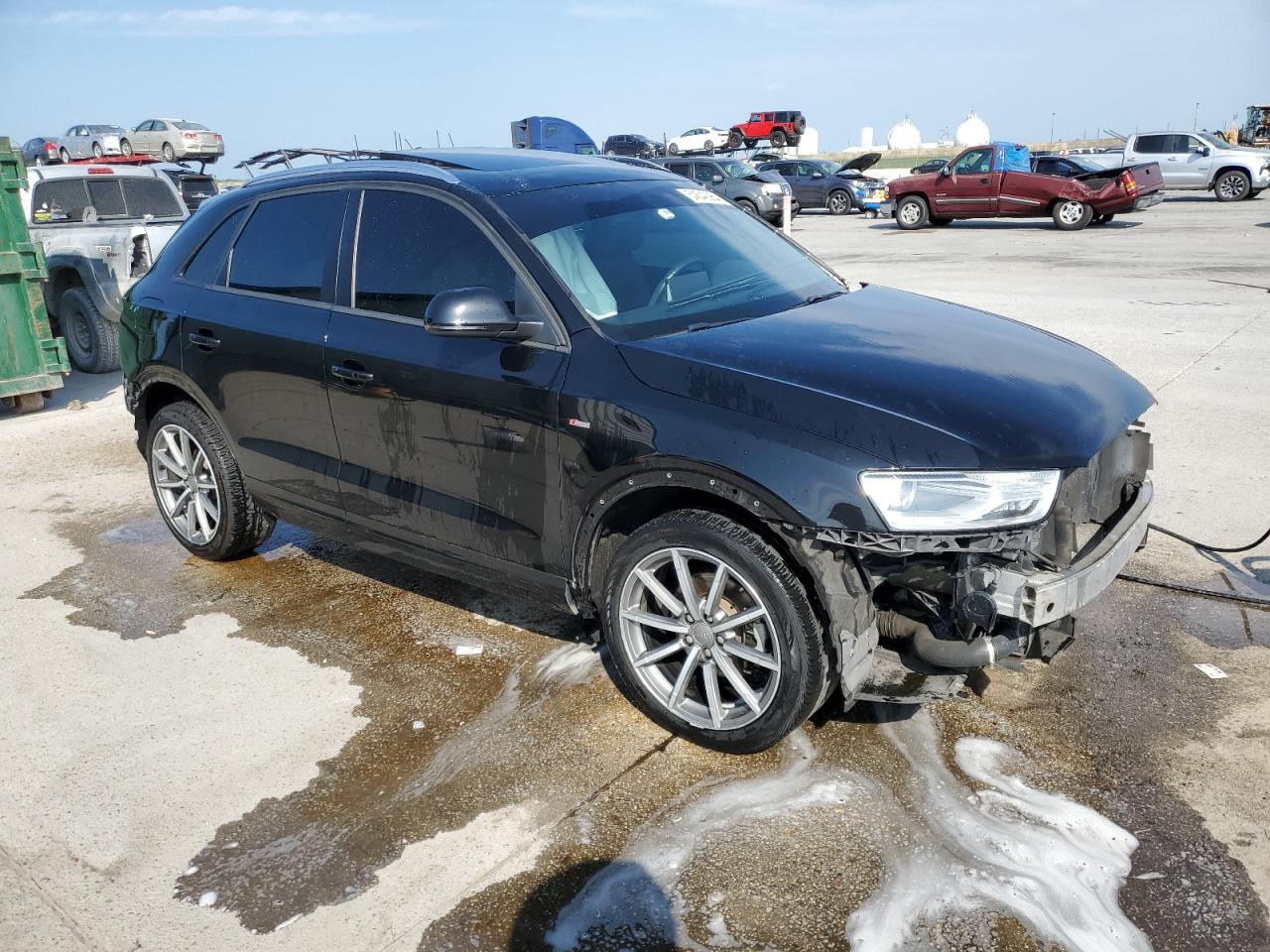 2018 Audi Q3 Premium vin: WA1BCCFS5JR021962