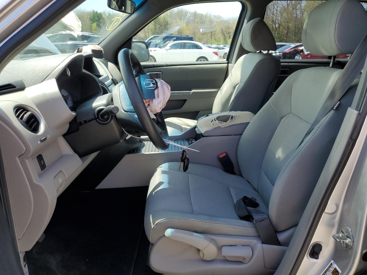 5FNYF4H27AB010218 2010 Honda Pilot Lx