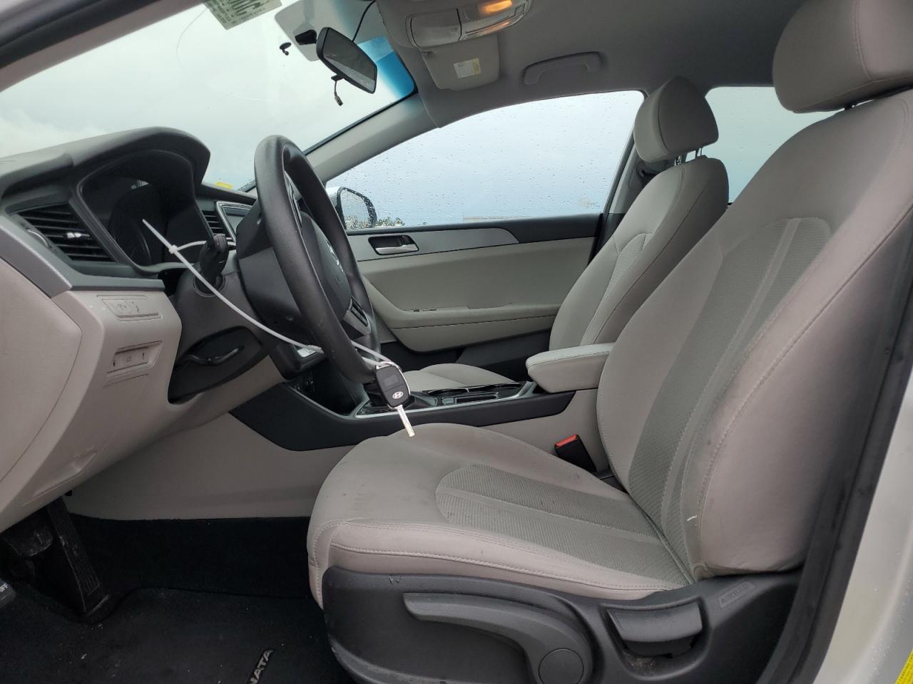 5NPE24AF3KH757409 2019 Hyundai Sonata Se