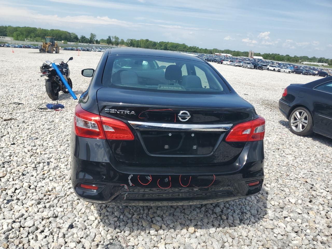 2019 Nissan Sentra S vin: 3N1AB7AP3KY275277