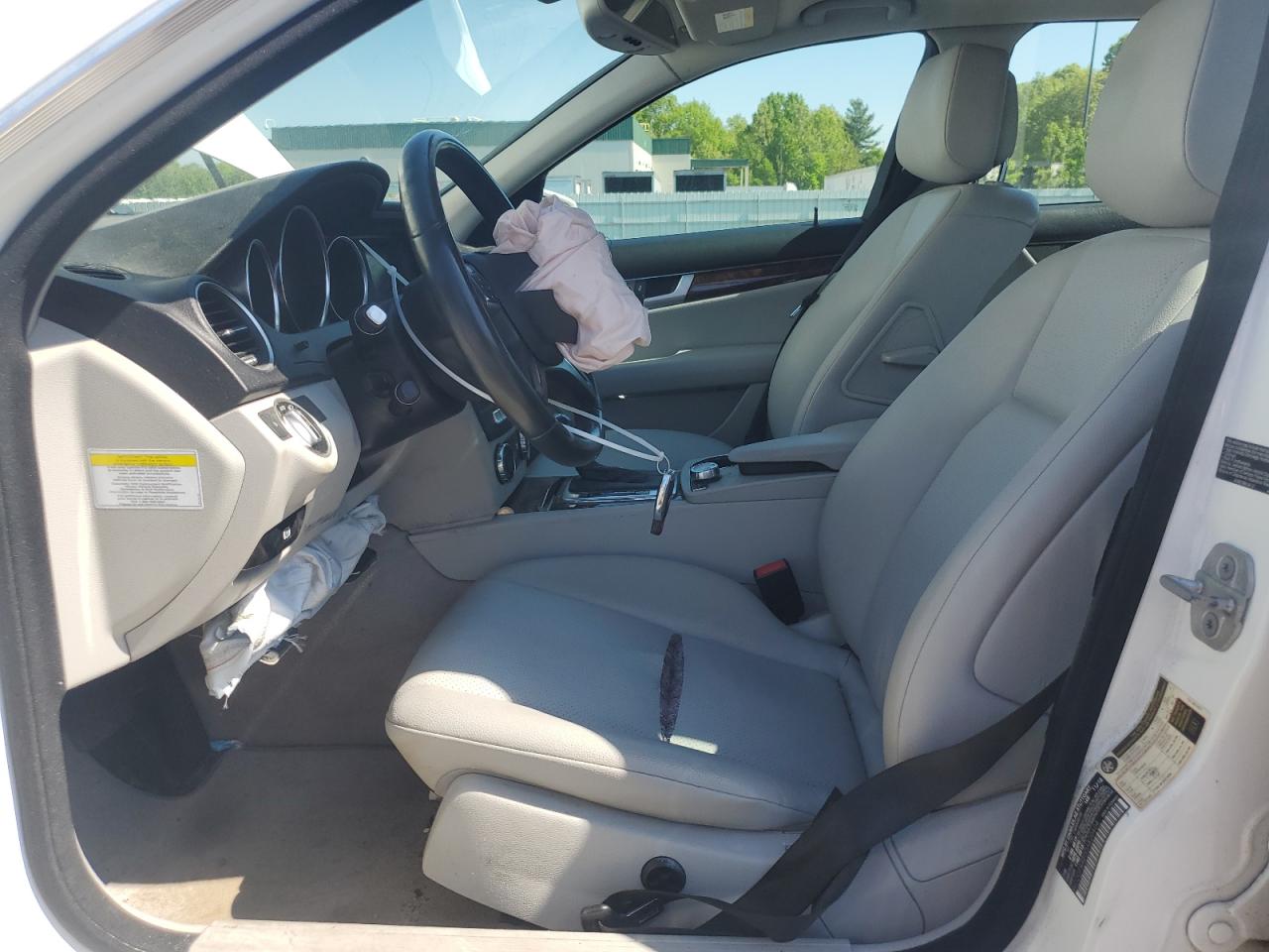 WDDGF8AB0DA820404 2013 Mercedes-Benz C 300 4Matic