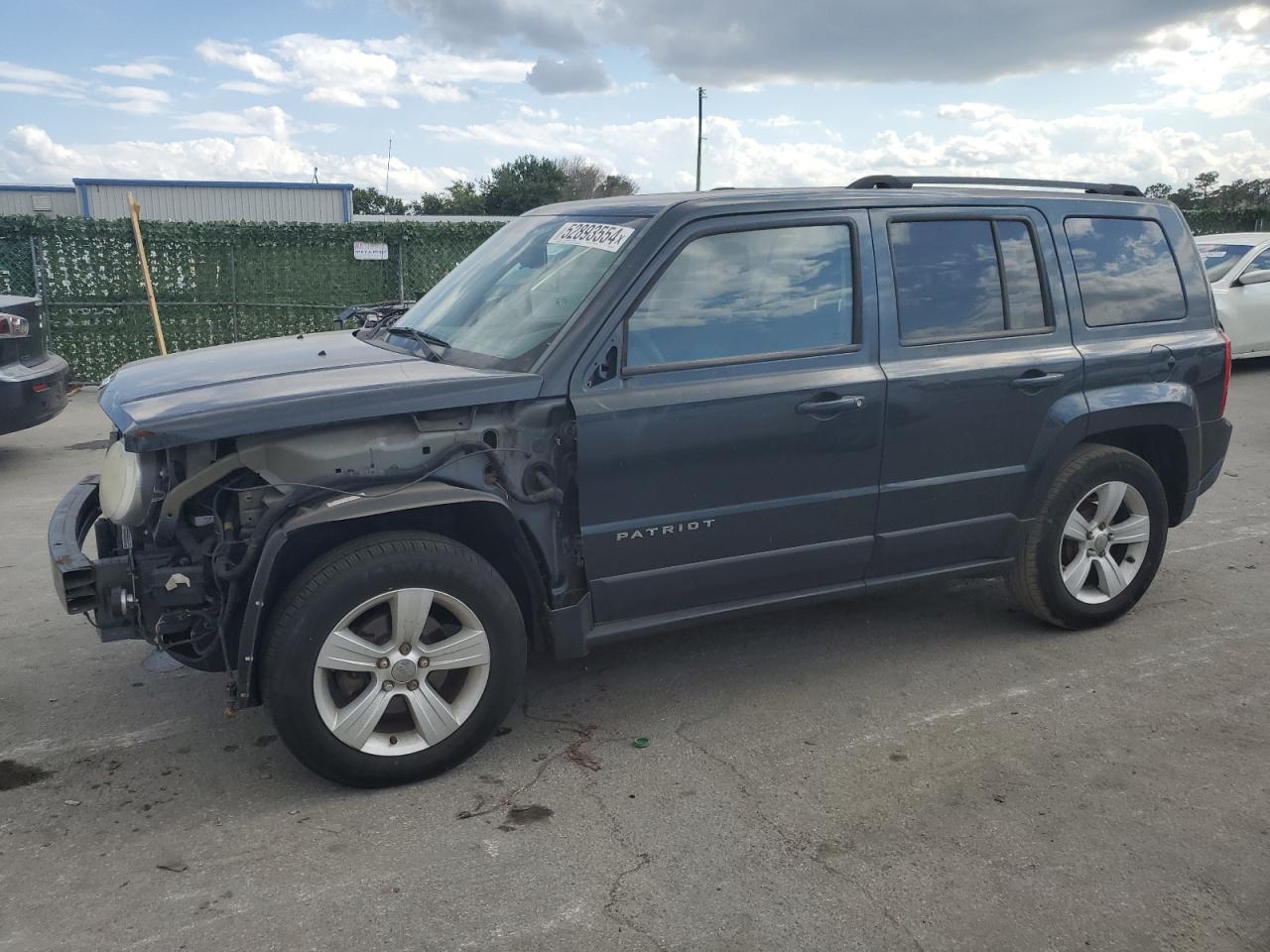 1C4NJPBB3ED645302 2014 Jeep Patriot Sport