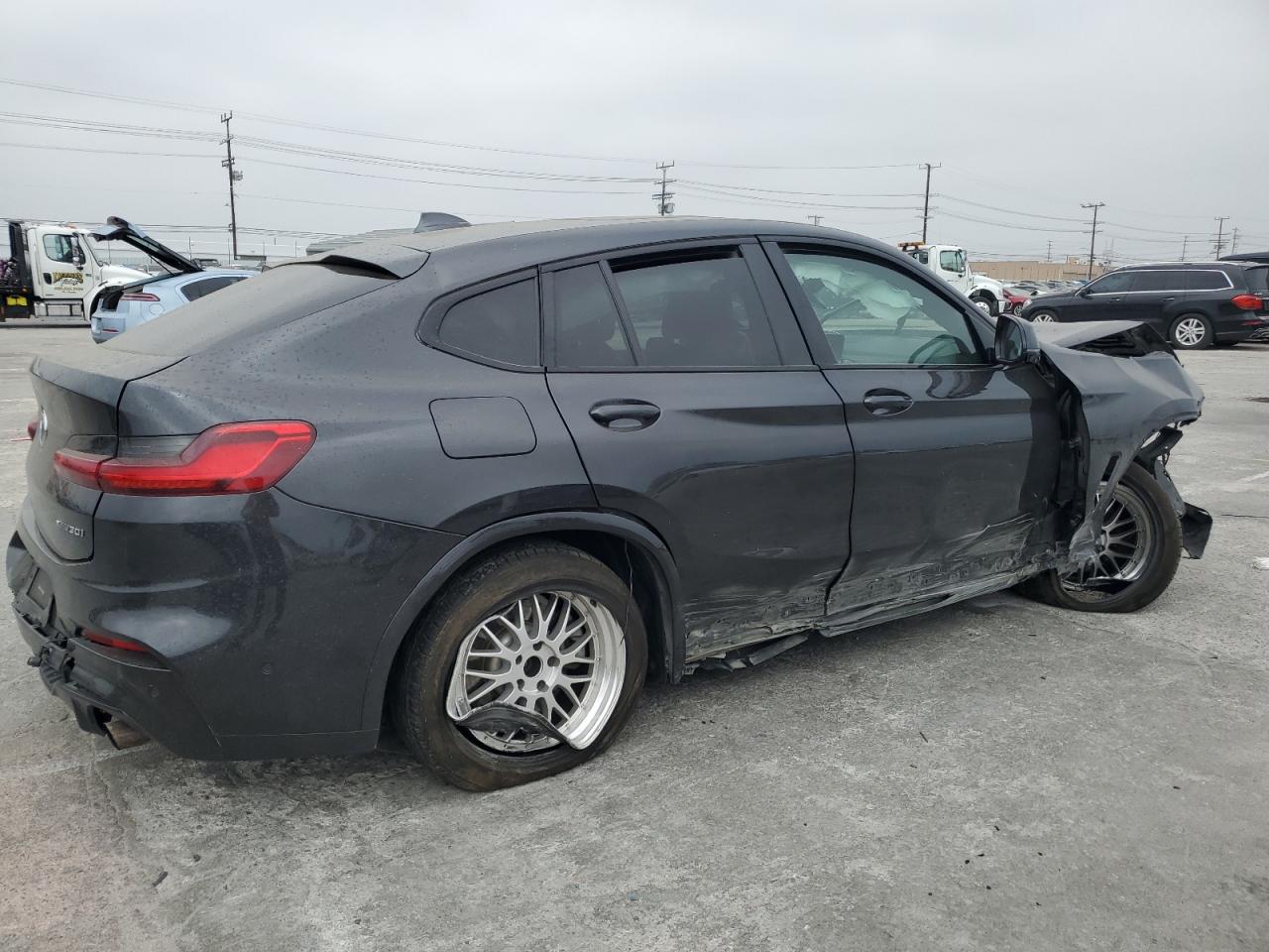 2019 BMW X4 xDrive30I vin: 5UXUJ3C52KLG52337