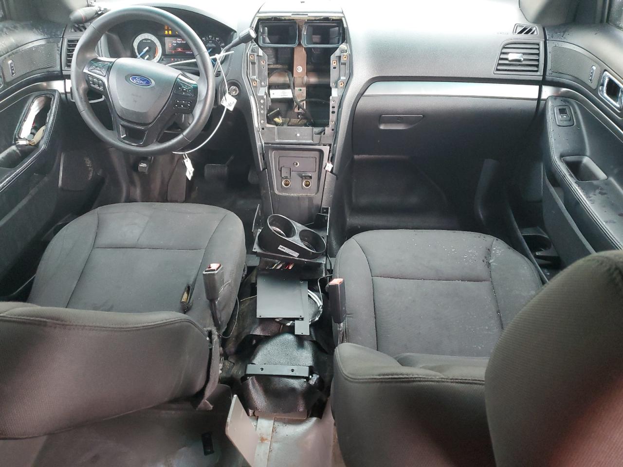 1FM5K8AR6GGC26021 2016 Ford Explorer Police Interceptor