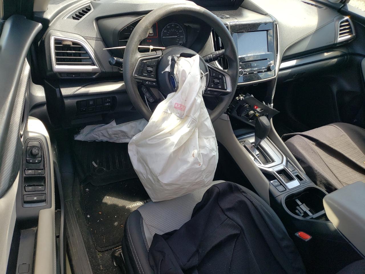 JF2SKADC5MH464164 2021 Subaru Forester