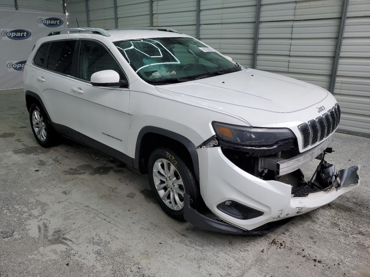 1C4PJLCB5KD145377 2019 Jeep Cherokee Latitude