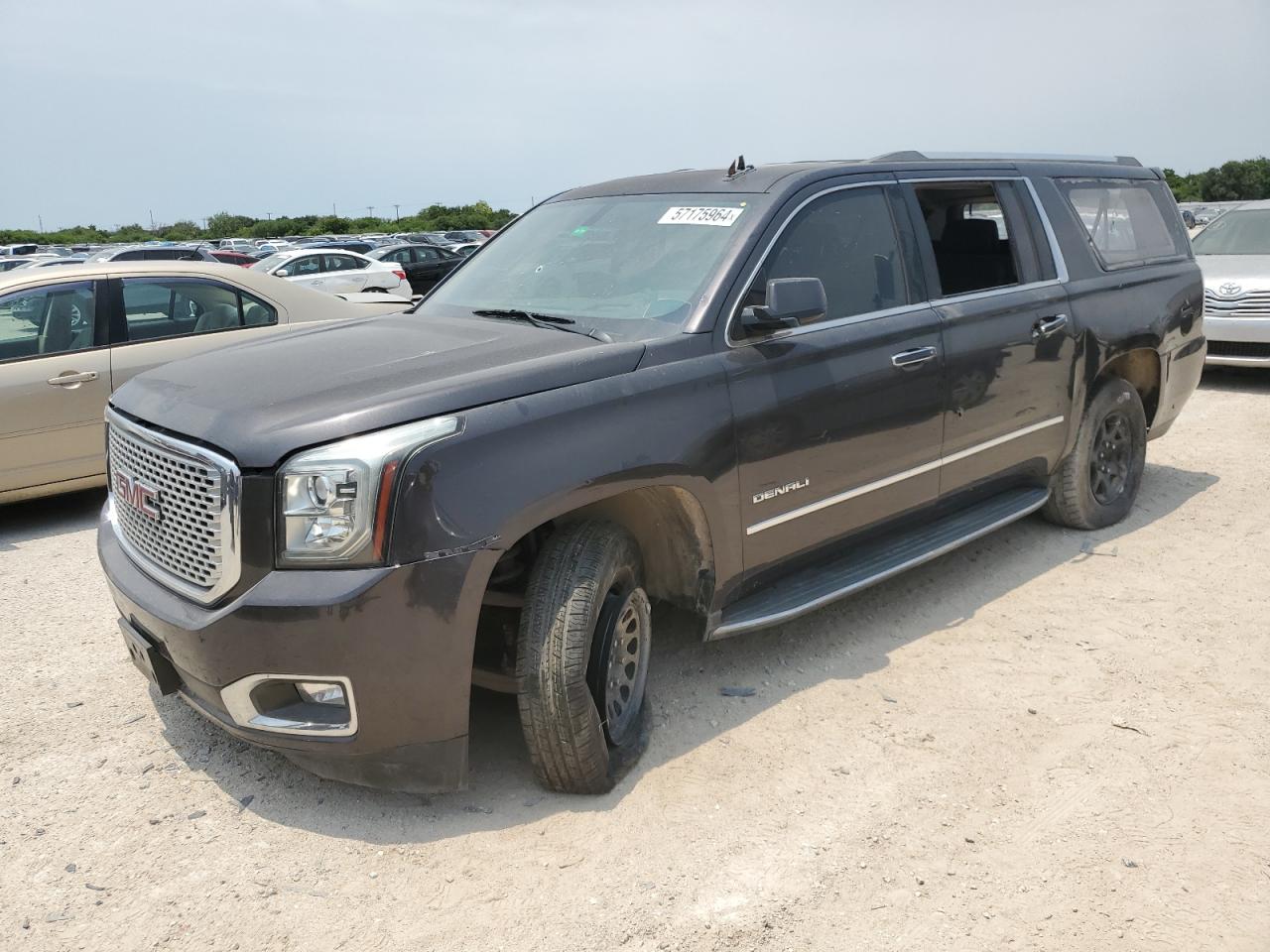 2016 GMC Yukon Xl Denali vin: 1GKS1HKJ3GR157378