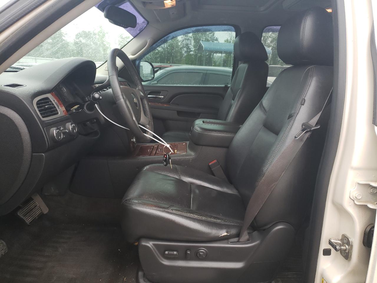 1GNSKCE05DR252770 2013 Chevrolet Tahoe K1500 Ltz