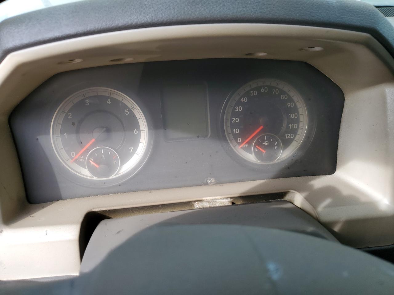 1C6RR7GT1FS594009 2015 Ram 1500 Slt