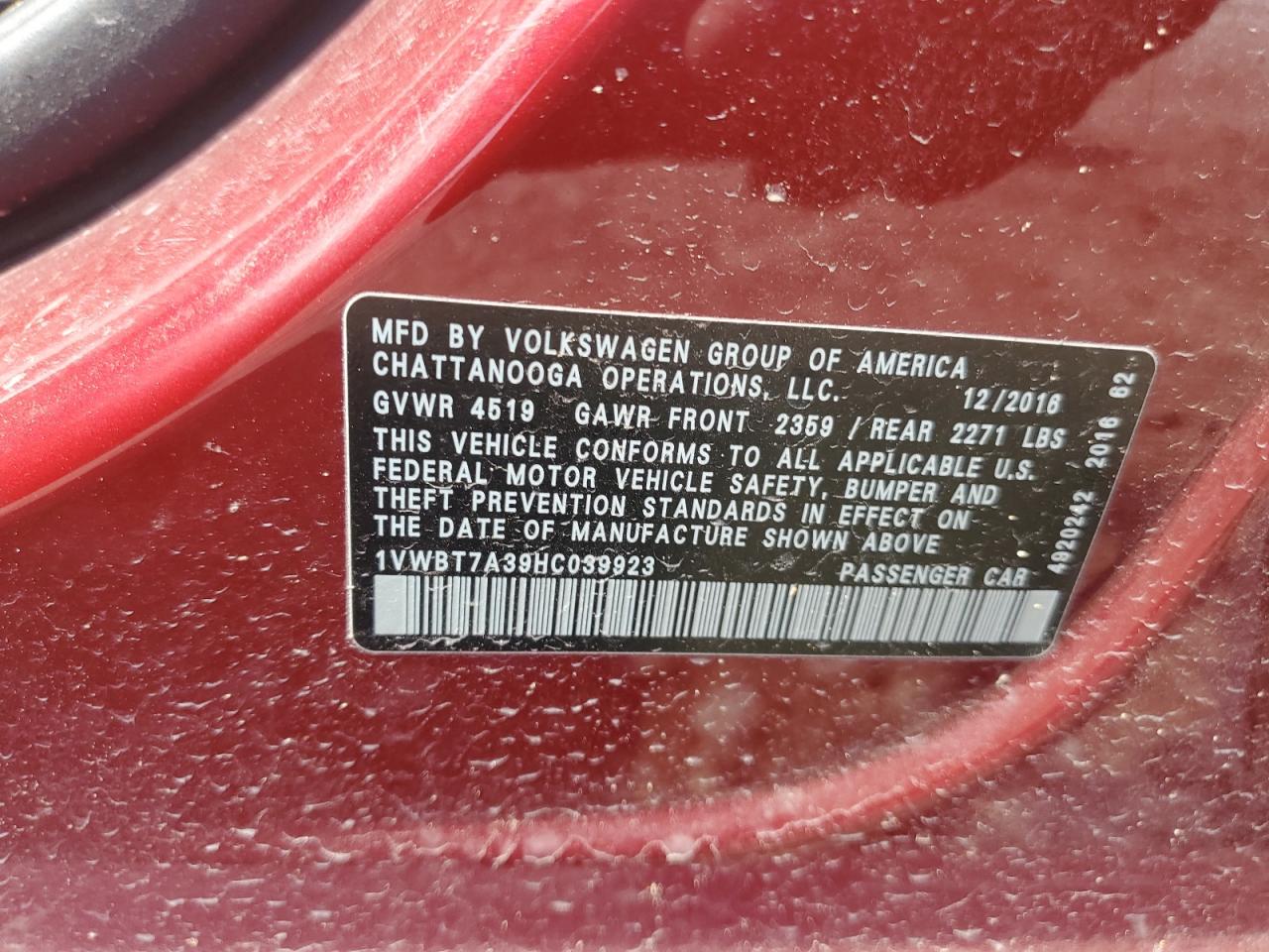 1VWBT7A39HC039923 2017 Volkswagen Passat Se