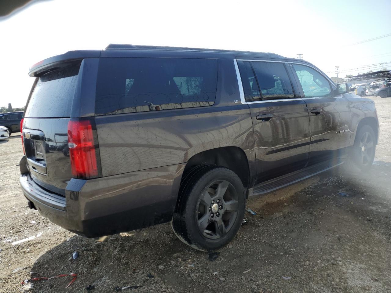 2015 Chevrolet Suburban C1500 Lt vin: 1GNSCJKC3FR572835