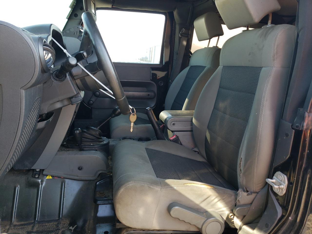 1J4AA2D16AL130472 2010 Jeep Wrangler Sport