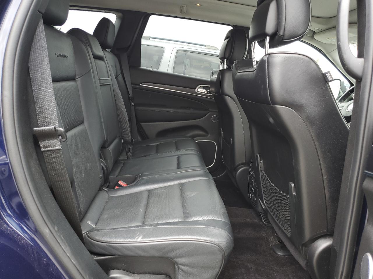 1C4RJFJG5JC341896 2018 Jeep Grand Cherokee Summit