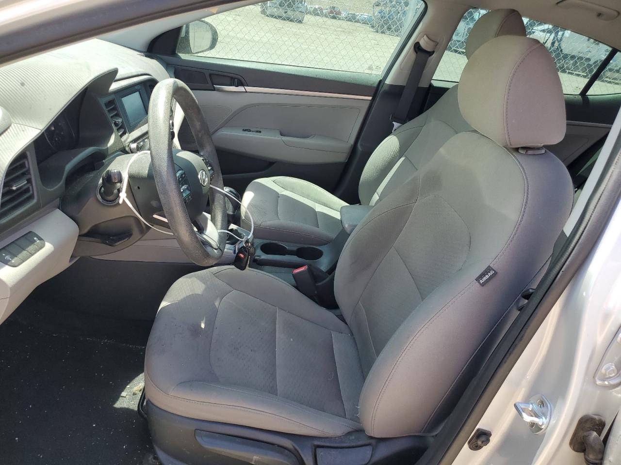 5NPD74LF0KH482091 2019 Hyundai Elantra Se