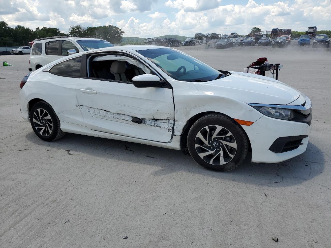 2018 Honda Civic Lx vin: 2HGFC4B52JH308609