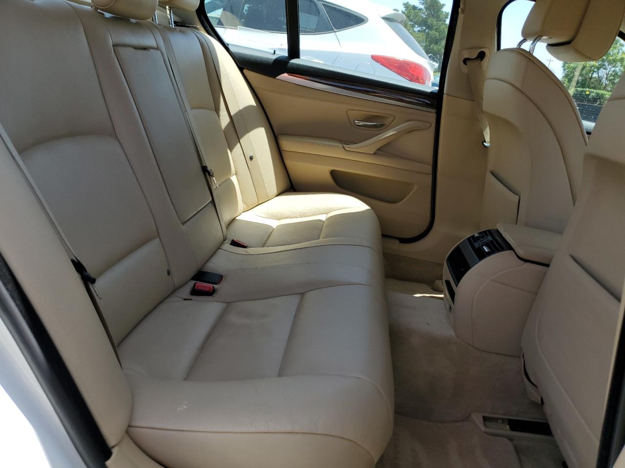 WBAXG5C59CDX02634 2012 BMW 528 I