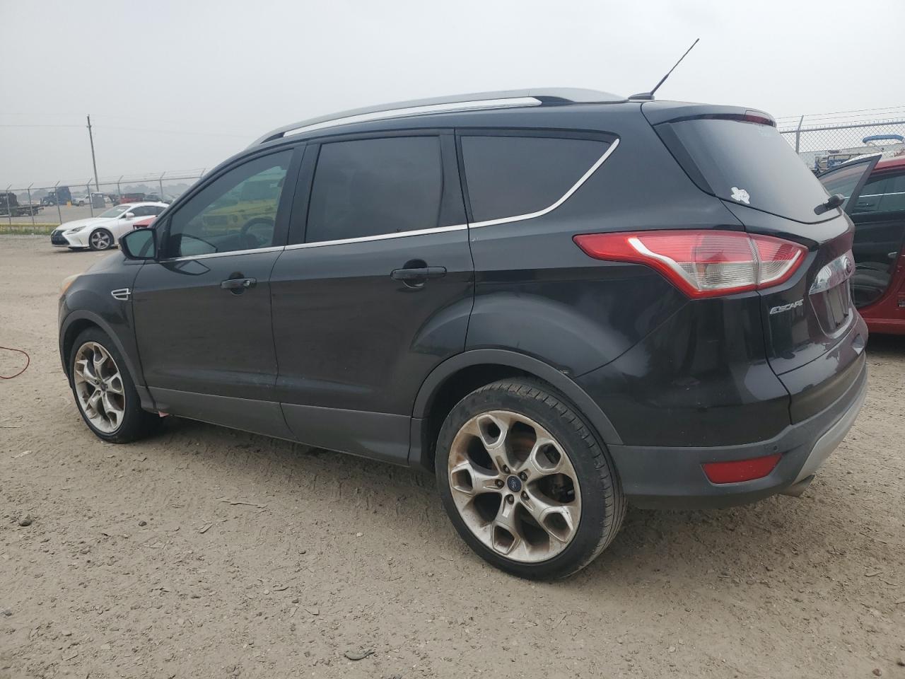 1FMCU0J99FUA24731 2015 Ford Escape Titanium