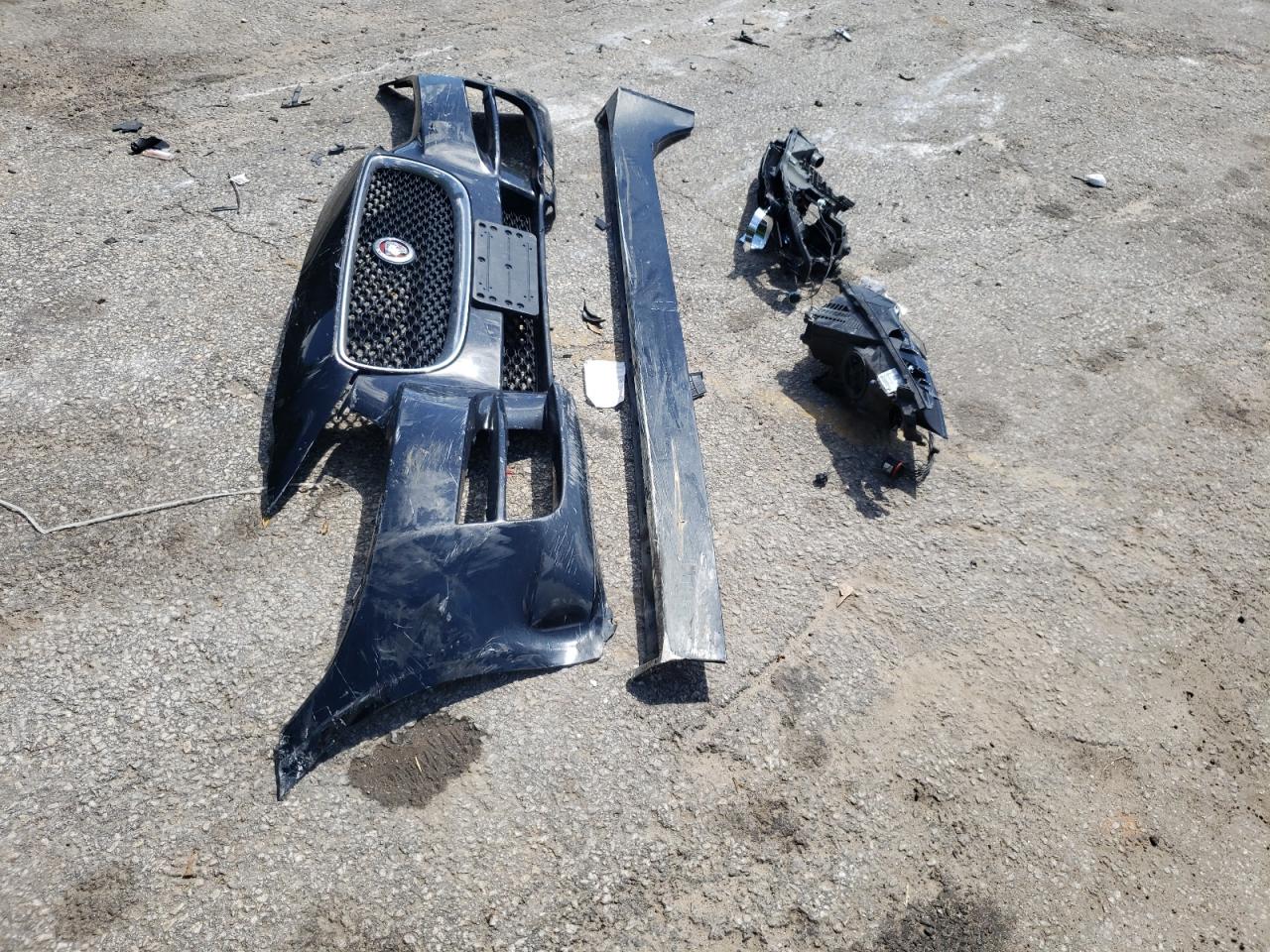 SAJAD4BG7HA976147 2017 Jaguar Xe Premium