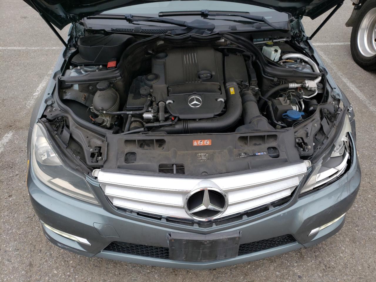 WDDGF4HB2CA609590 2012 Mercedes-Benz C 250