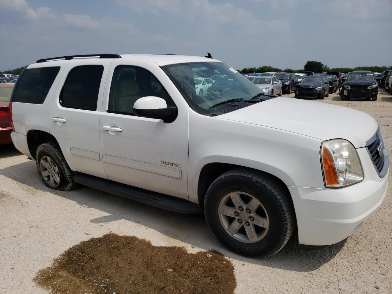 1GKS1AE03BR232826 2011 GMC Yukon Sle