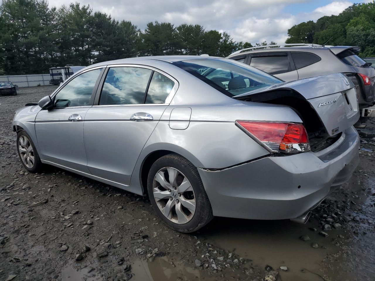 1HGCP3F88AA004950 2010 Honda Accord Exl