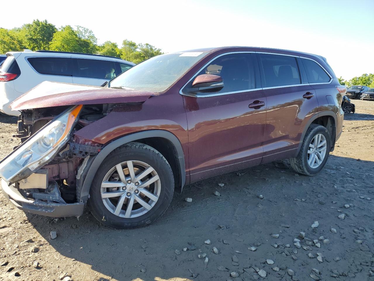 5TDBKRFH8ES046152 2014 Toyota Highlander Le