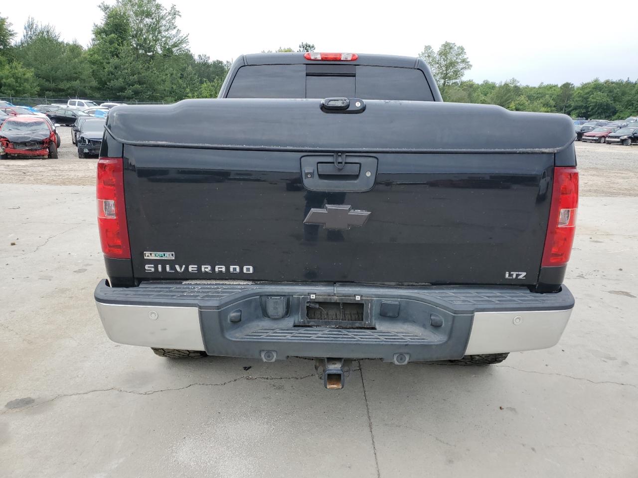 3GCPCTE0XBG113338 2011 Chevrolet Silverado C1500 Ltz