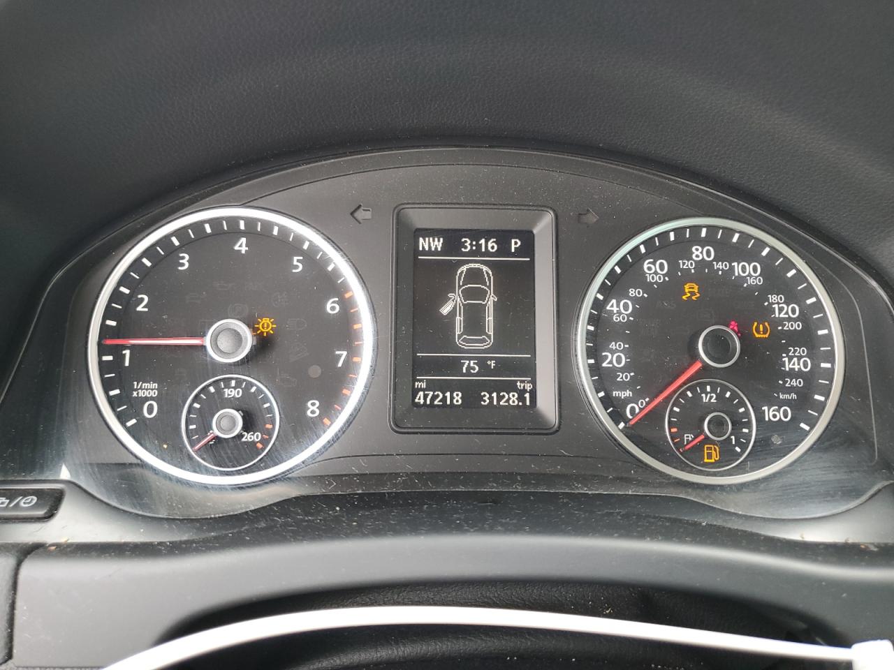 WVGUV7AX3HK005339 2017 Volkswagen Tiguan Sport