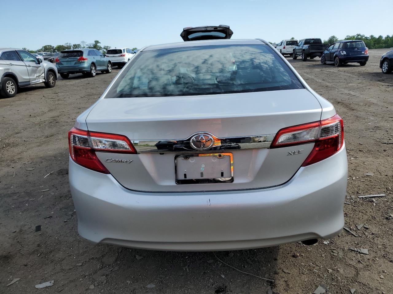 4T4BF1FK2CR185656 2012 Toyota Camry Base