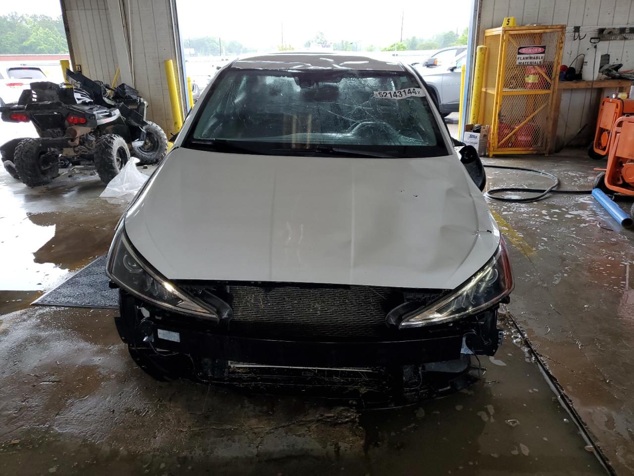 2020 Hyundai Elantra Se vin: 5NPD74LF5LH610360