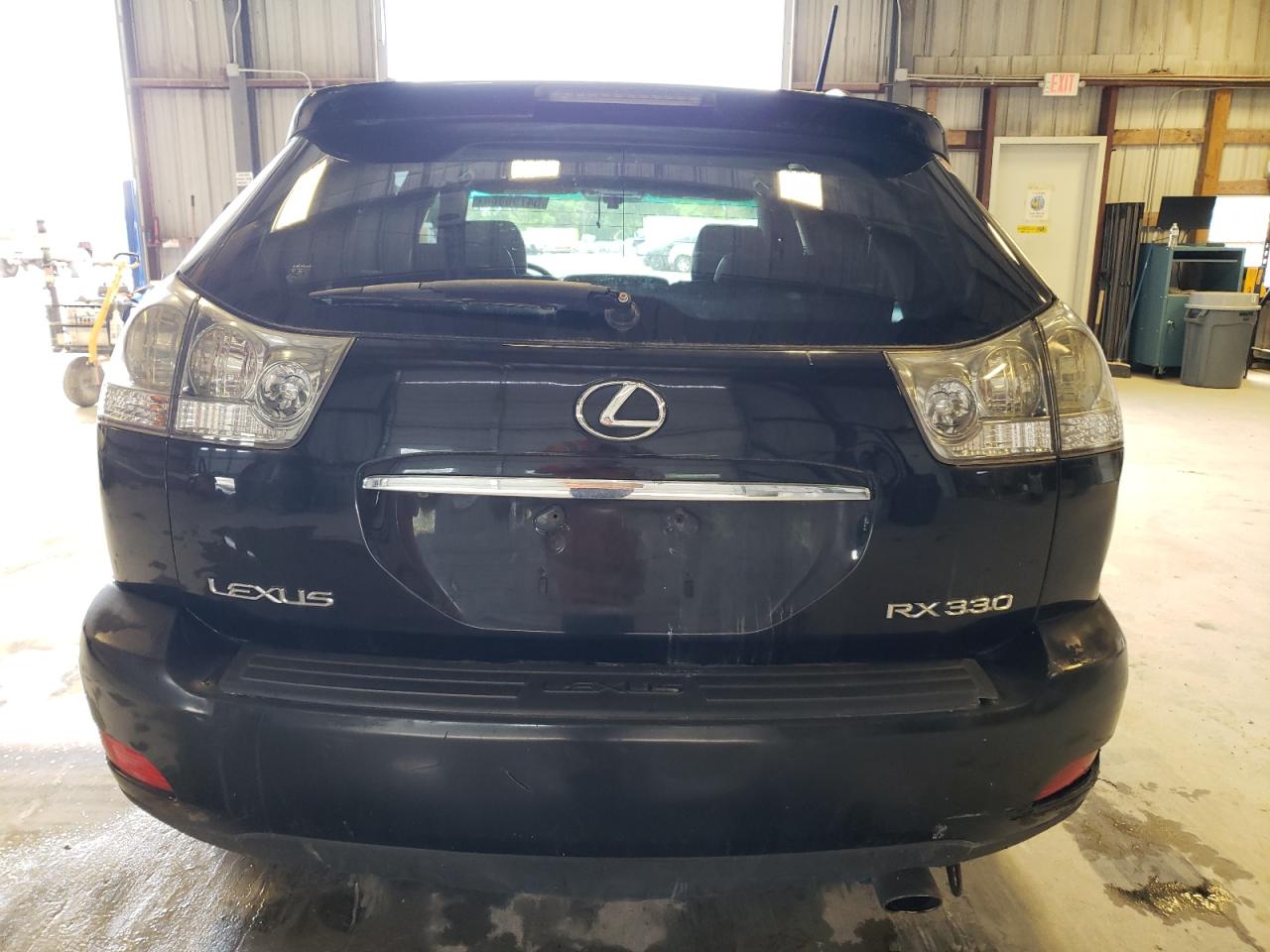 2T2GA31U05C035743 2005 Lexus Rx 330