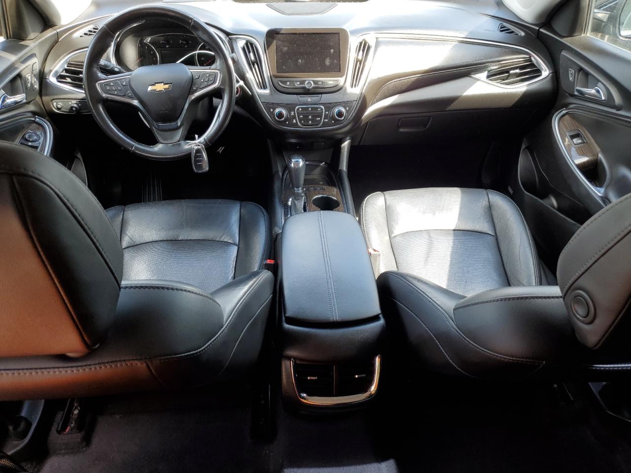 1G1ZE5SX4JF286006 2018 Chevrolet Malibu Premier