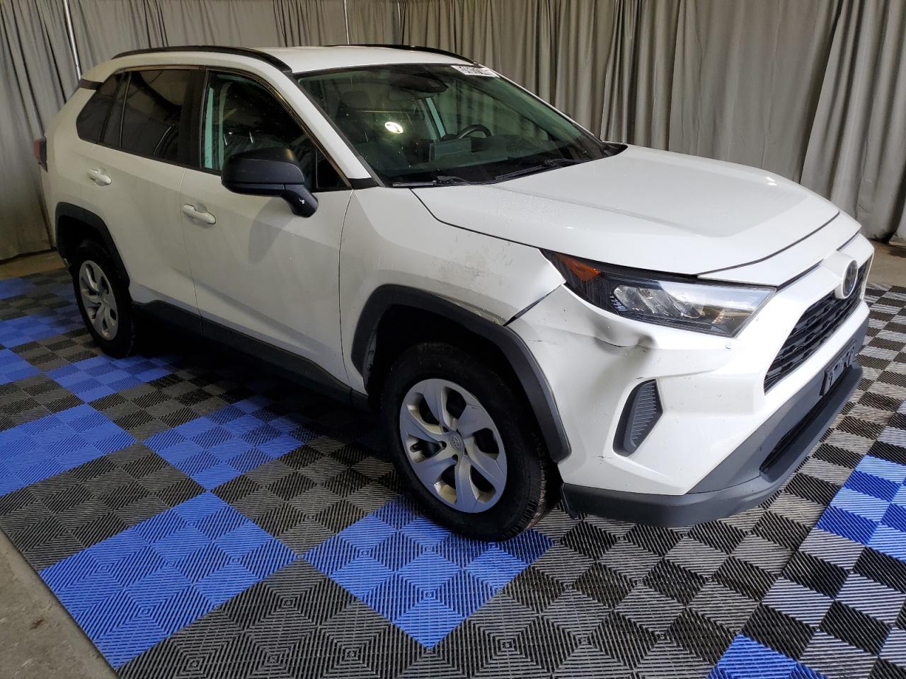 2019 Toyota Rav4 Le vin: 2T3F1RFVXKW058601