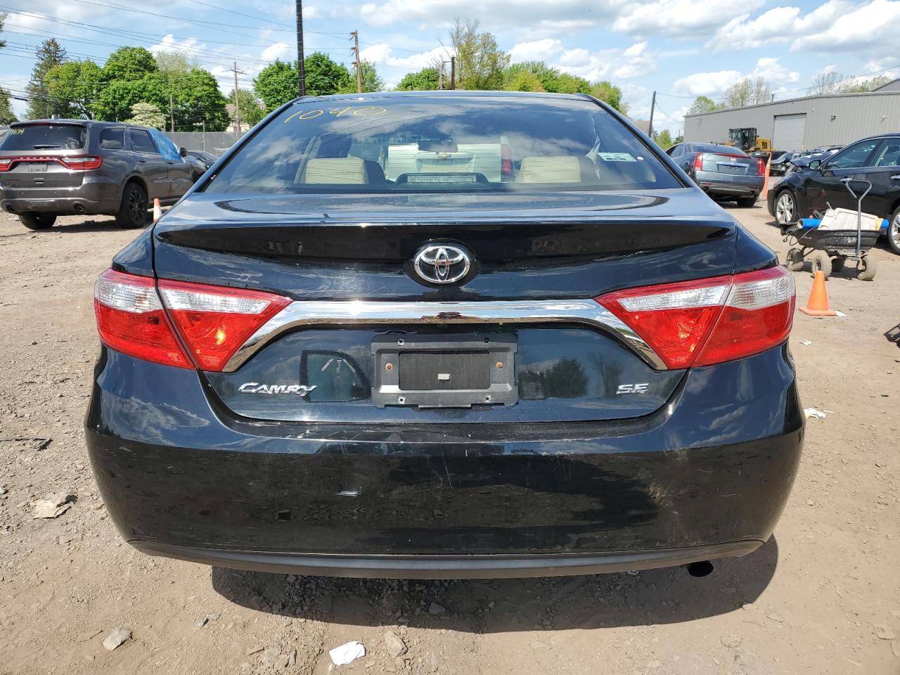 4T4BF1FK5GR523752 2016 Toyota Camry Le