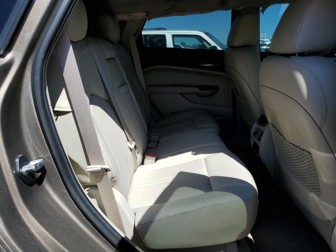 3GYFNDE3XGS553399 2016 Cadillac Srx Premium Collection