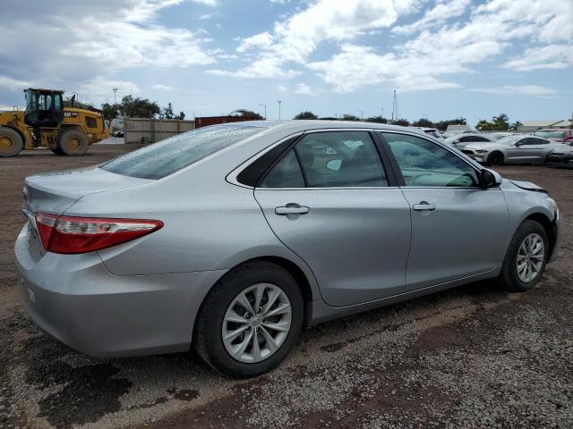 VIN 4T1BF1FK8FU096348 2015 Toyota Camry, LE no.3