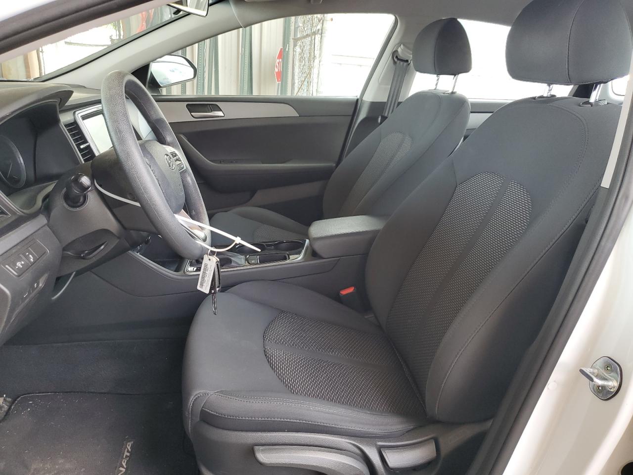 5NPE24AF8JH721570 2018 Hyundai Sonata Se